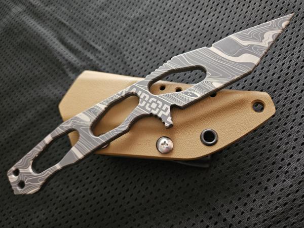 Knife Trainer G / Contour Lines